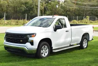 Chevrolet Silverado 1500 2025 4x2 Work Truck 2dr Cab regular 8 ft. LB