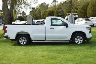 Chevrolet Silverado 1500 2025 4x2 Work Truck 2dr Cab regular 8 ft. LB