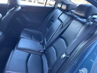 Mazda Mazda3 2014 i Grand Touring 4dr Sedán 6M