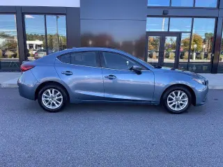 Mazda Mazda3 2014 i Grand Touring 4dr Sedán 6M