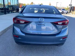 Mazda Mazda3 2014 i Grand Touring 4dr Sedán 6M