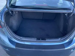 Mazda Mazda3 2014 i Grand Touring 4dr Sedán 6M