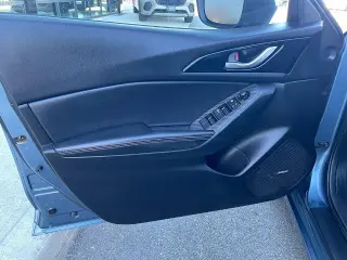 Mazda Mazda3 2014 i Grand Touring 4dr Sedán 6M