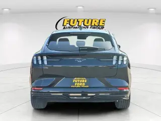 Ford Mustang Mach-E 2023 Premium 4dr SUV