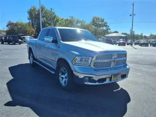 Ram 1500 2013 4x4 Laramie 4dr Crew Cab 5.5 ft. Pickup