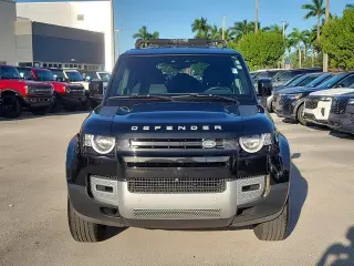 Land Rover Defender 2023 AWD 110 Standard 4dr SUV