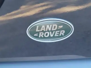 Land Rover Defender 2023 AWD 110 Standard 4dr SUV