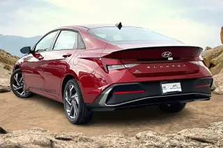 Hyundai ELANTRA 2025 SEL Sport 4dr Sedán