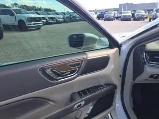 Lincoln Continental 2019 Select 4dr Sedán