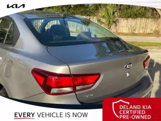 Kia Rio 2021 S 4dr Sedán