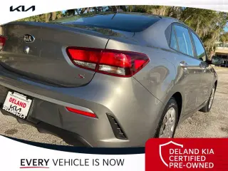 Kia Rio 2021 S 4dr Sedán