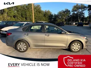 Kia Rio 2021 S 4dr Sedán