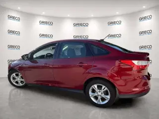 Ford Focus 2013 SE 4dr Sedán