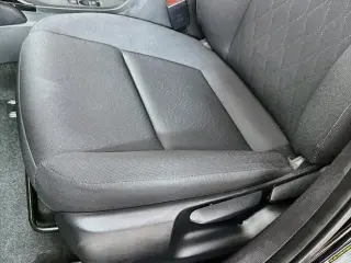 Toyota Corolla 2025 LE 4dr Sedán