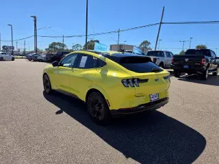 Ford Mustang Mach-E 2025 AWD GT 4dr SUV