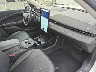 Ford Mustang Mach-E 2023 AWD Premium 4dr SUV