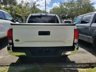 Toyota Tacoma 2019 4x2 TRD Off-Road 4dr Double Cab 5.0 ft SB