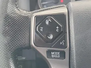 Toyota Tacoma 2018 4x2 SR5 4puertas Double Cab 5.0 ft SB