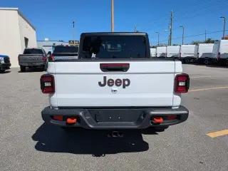 Jeep Gladiator 2024 4x4 Mojave 4dr Crew Cab 5.0 ft. SB