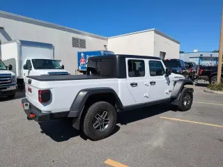Jeep Gladiator 2024 4x4 Mojave 4dr Crew Cab 5.0 ft. SB