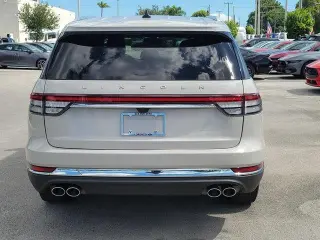 Lincoln Aviator 2023 Reserve SUV de 4 puertas