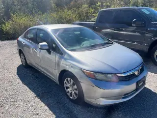 Honda Civic 2012 LX 4dr Sedan 5A
