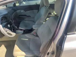 Honda Civic 2012 LX 4dr Sedan 5A