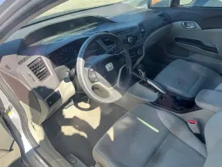 Honda Civic 2012 LX 4dr Sedan 5A