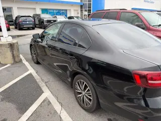 Volkswagen Jetta 2018 1.4T Edición Wolfsburg 4dr Sedán 6A