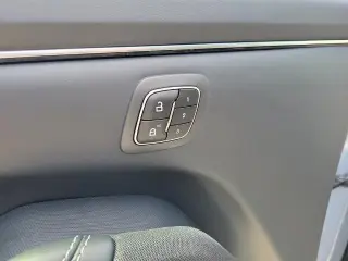 Ford Mustang Mach-E 2024 Select 4dr SUV