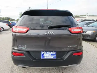 2017 Jeep Cherokee