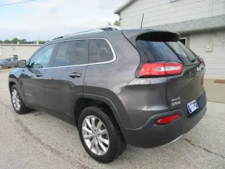 2017 Jeep Cherokee