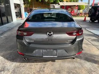 Mazda Mazda3 Sedán 2020