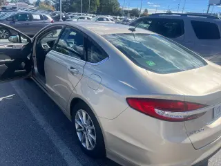 Ford Fusion 2017 SE 4dr Sedán