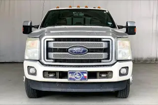 Ford F-350 Super Duty 2015 4x4 Platino 4dr Cabina de Crew 8 ft. LB DRW Camioneta