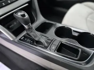 Sona Hyundai 2015
