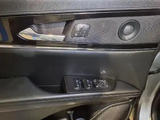 Lincoln Nautilus 2023 Reserve 4dr SUV