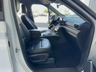 Ford Explorer 2024 AWD XLT 4dr SUV