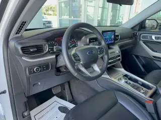 Ford Explorer 2024 AWD XLT 4dr SUV