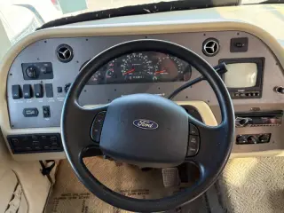 2004 Ford Georgie Boy Pursuit