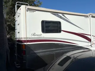 2004 Ford Georgie Boy Pursuit