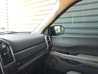 Ford Expedition 2018 4x2 XLT SUV de 4 puertas