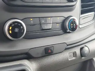 Ford Transit 2025 AWD 350 HD 3 puertas batalla larga techo bajo SRW Furgoneta de carga