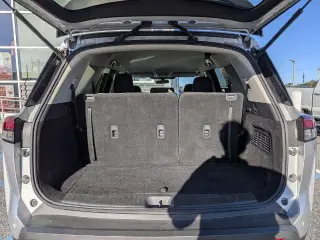 Nissan Pathfinder 2024 SV 4dr SUV