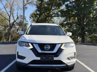 Nissan Rogue del 2020