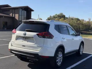 Nissan Rogue del 2020