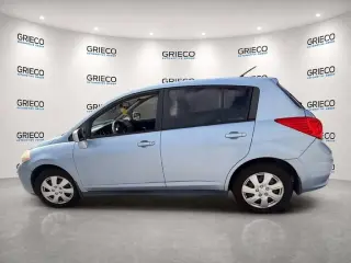 Nissan Versa 2011 1.8 S 4 puertas Hatchback 6M
