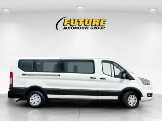 Furgoneta de pasajeros Ford Transit 2023 350 XL 3 puertas batalla larga techo bajo