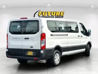Furgoneta de pasajeros Ford Transit 2023 350 XL 3 puertas batalla larga techo bajo