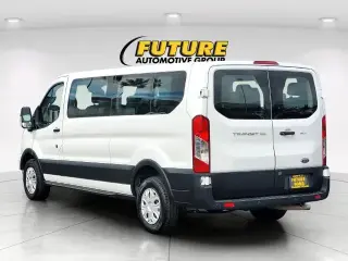 Furgoneta de pasajeros Ford Transit 2023 350 XL 3 puertas batalla larga techo bajo